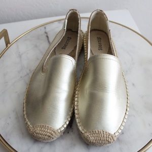 Gold Soludos Mules / espadrilles